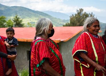 Triquis urgen al Senado aprobación inmediata de Ley de desplazamiento forzado