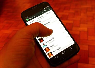 Trucos para no aparecer en línea en WhatsApp