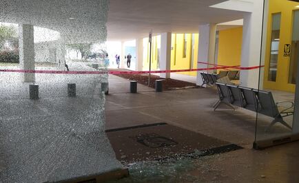 Policía Estatal se enfrenta con grupo armado en IMSS de Reynosa 