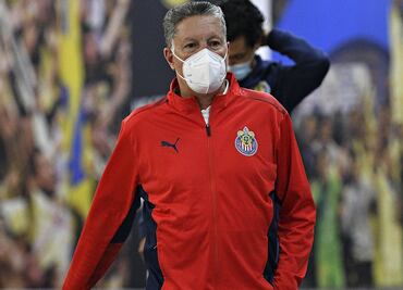 Sin un candidato fuerte para DT, Ricardo Peláez cambia de estrategia