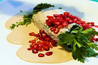 Conoce los ingredientes de los chiles en nogada