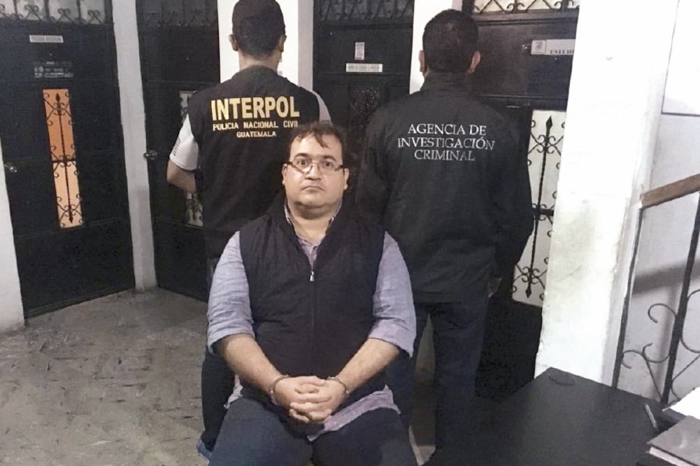 Las medidas contra Javier Duarte ocurren después de que el ex gobernador presentara una denuncia contra el candidato presidencial Ricardo Anaya (ARCHIVO EL UNIVERSAL)