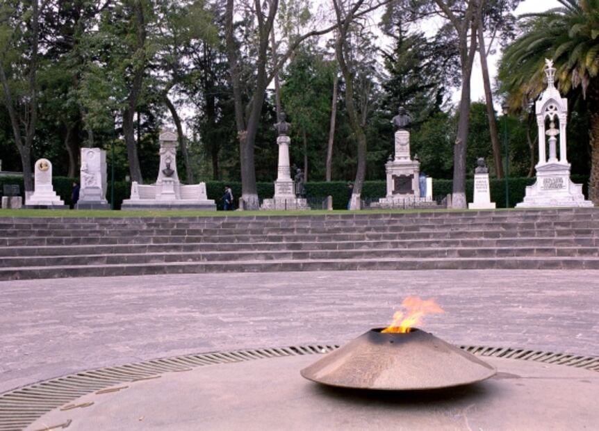 La Glorieta donde descansan pocas mujeres ilustres