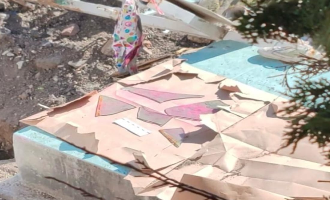 Fosa donde exhumaron ilegalmente y robaron los restos de la niña Alexa Fernanda el pasado 10 de febrero. Foto: Especial