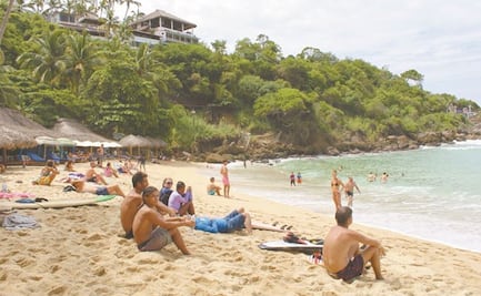 Puerto Escondido, el turismo que huyó ante el Covid-19