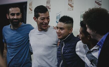 De albañiles a actores de cine; estrenan "Mano de obra" en el FICM