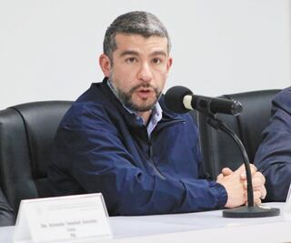 Morena mete mano en el Congreso