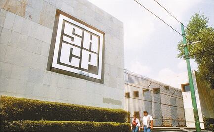 Hacienda reporta subejercicio del gasto y menores ingresos