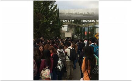 Alumnos de la UAEM realizan paro