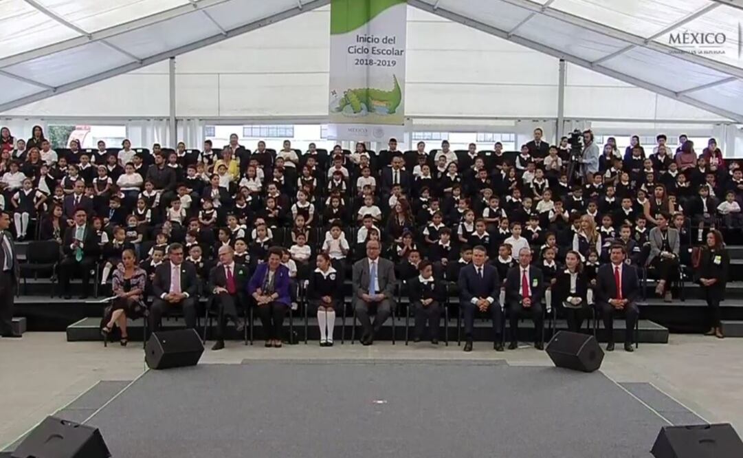 El secretario de Educación Pública (SEP), Otto Granados Roldán, encabeza ceremonia de inicio del ciclo escolar 2018-2019 (Foto: Twitter /@SEP_mx)
