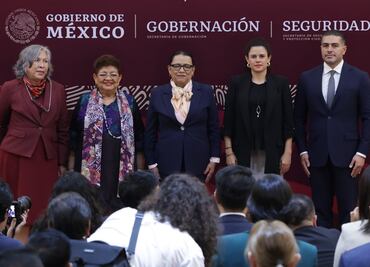 Rosa Icela Rodríguez y Omar García Harfuch toman cargo en ceremonia de entrega-recepción de Segob y SSPC