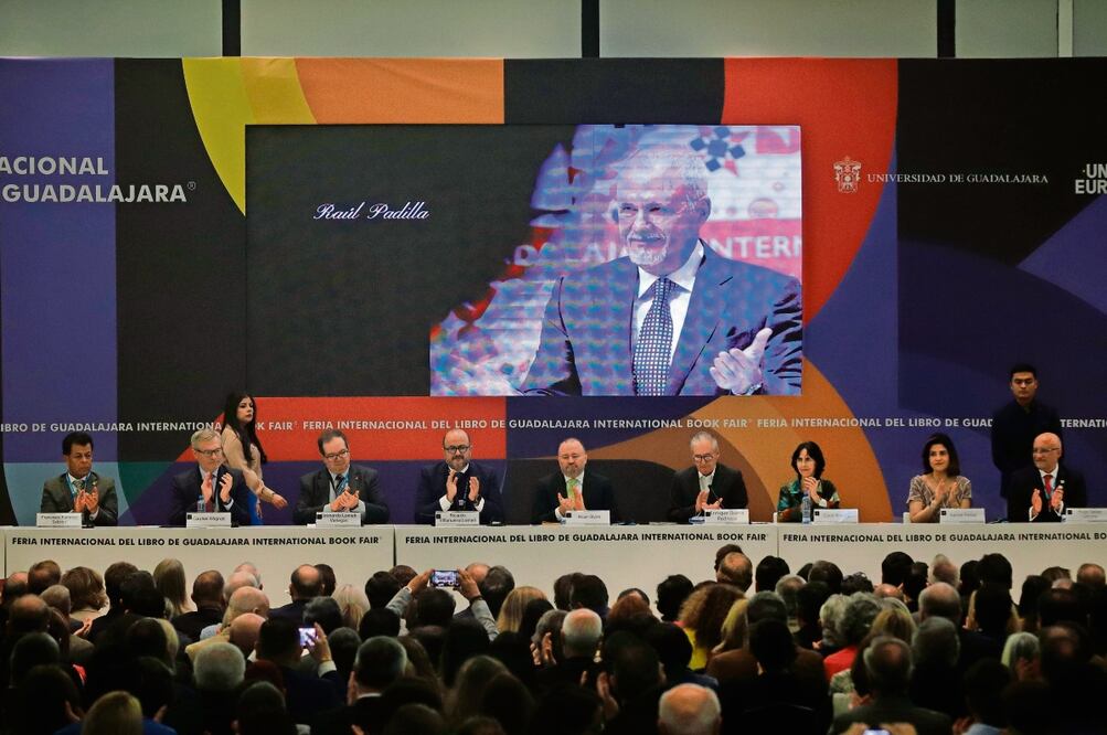 Con llamado a la tolerancia, inicia 37 FIL de Guadalajara