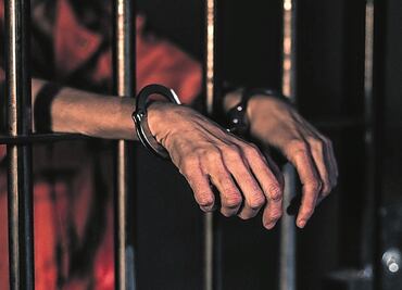 Encarcelan a policía en Chiapas para obligarlo a ceder sus bienes a su exesposa