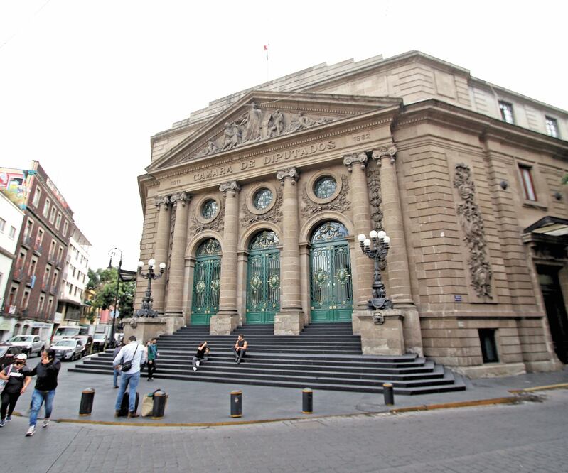 El documento que propone el recorte fue enviado al Congreso. Foto: ARCHIVO EL UNIVERSAL