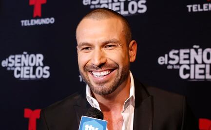 Rafael Amaya sale de rehabilitación y pasa Navidad con su familia