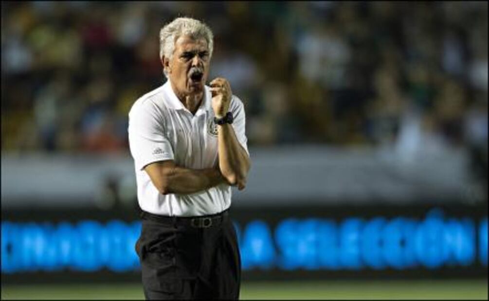 Con Martino se llega a la docena de extranjeros en el Tri