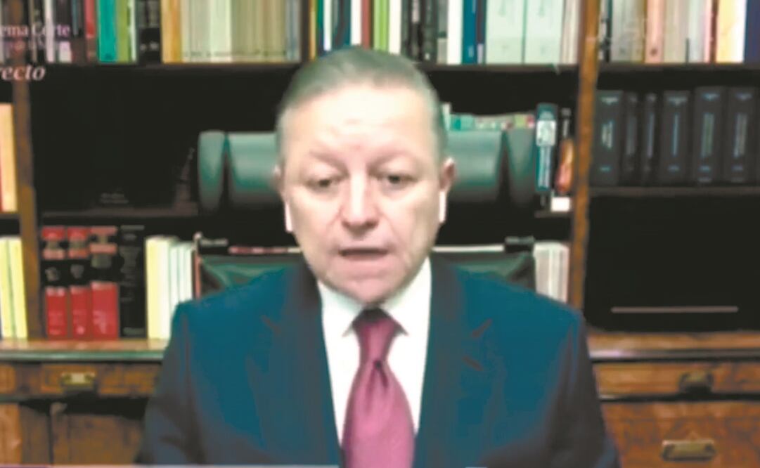 El titular de la SCJN pidió a los jueces ser sensibles y prudentes. Foto: Tomada de video