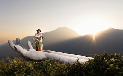 Así es el nuevo mirador en forma de mano gigante en Zacatlán