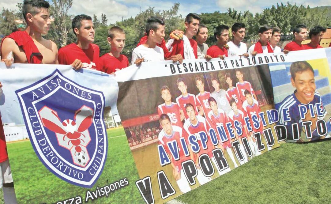 Avispones de Chilpancingo recuerdan a su compañero "El Zurdito"