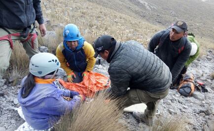 Rescatan a mujer lesionada en el nevado de Toluca