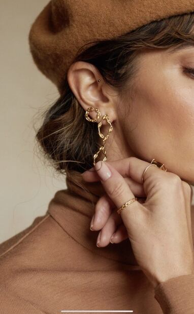 Esto es lo que puedes hacer con tu celular viejo