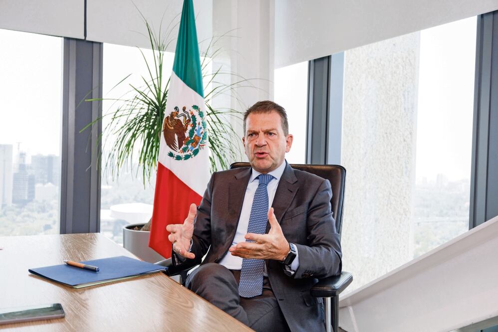 Romano propuso que el SAT evite la discrecionalidad, al fijar reglas claras para las empresas. Foto: Archivo EL UNIVERSAL