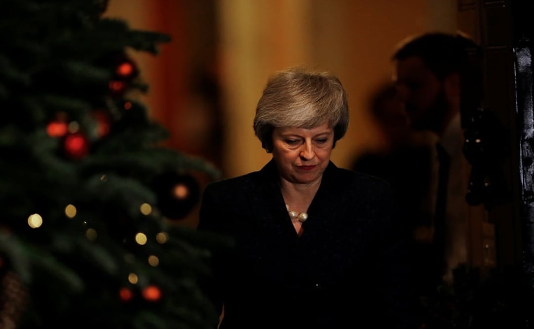 Britain's Prime Minister Theresa May prepares to speak outside 10 Downing Street after a confidence vote by Conservative Party Members of Parliament (MPs), in London, Britain - Photo: Eddie Keogh/REUTERS