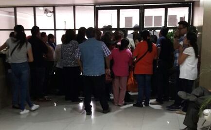 Trabajadores del PRD toman oficinas por medidas de austeridad