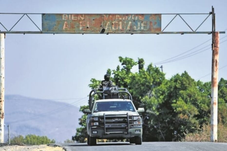 Sufre La Huacana el asedio del narco