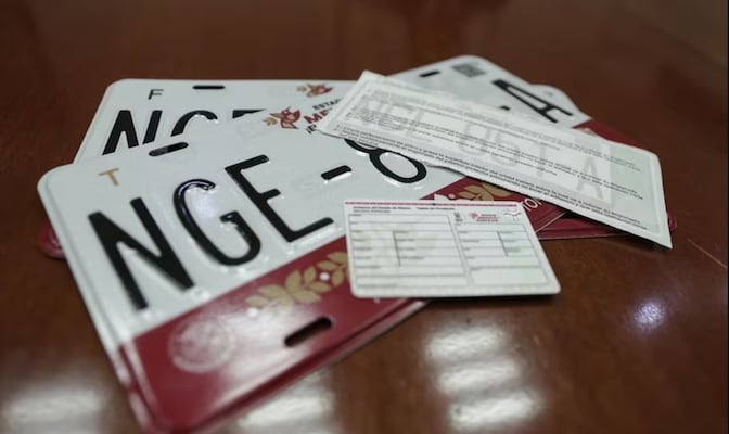 Estos son los vehículos que deben renovar sus placas en el Edomex