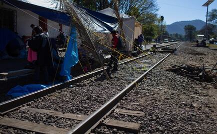 Acuerda CNTE liberar vías del tren en Michoacán