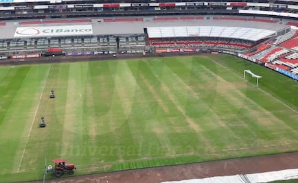 Siguen los problemas con el césped en el Estadio Azteca