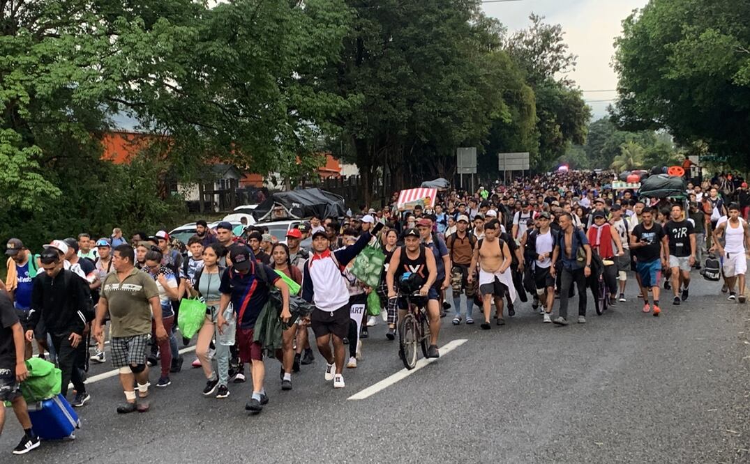 Caravana migrante avanza con dirección al norte de México. Foto: María de Jesús Peters/EL UNIVERSAL