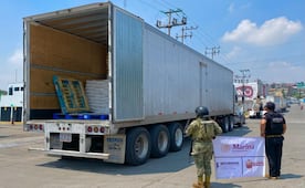 Recuperan tráiler robado con carga millonaria en Ecatepec; transportaba 18 toneladas de azúcar