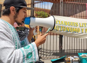 Por “monopolizar dinero público”, clausuran simbólicamente Feria del Libro de Oaxaca