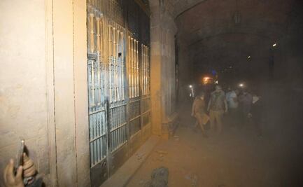 Detienen a nueve hombres por causar destrozos en edificio de Gobierno de CDMX; eran ajenos a la marcha del 8M