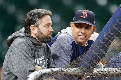 Alex Cora y los Red Sox quieren un nuevo legado