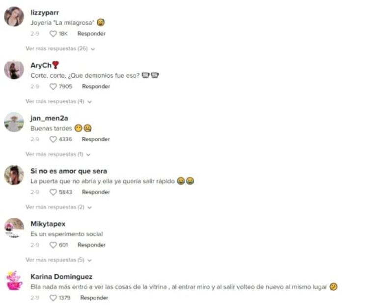 Mujer olvida "discapacidad" al pedir apoyo en local y la descubren