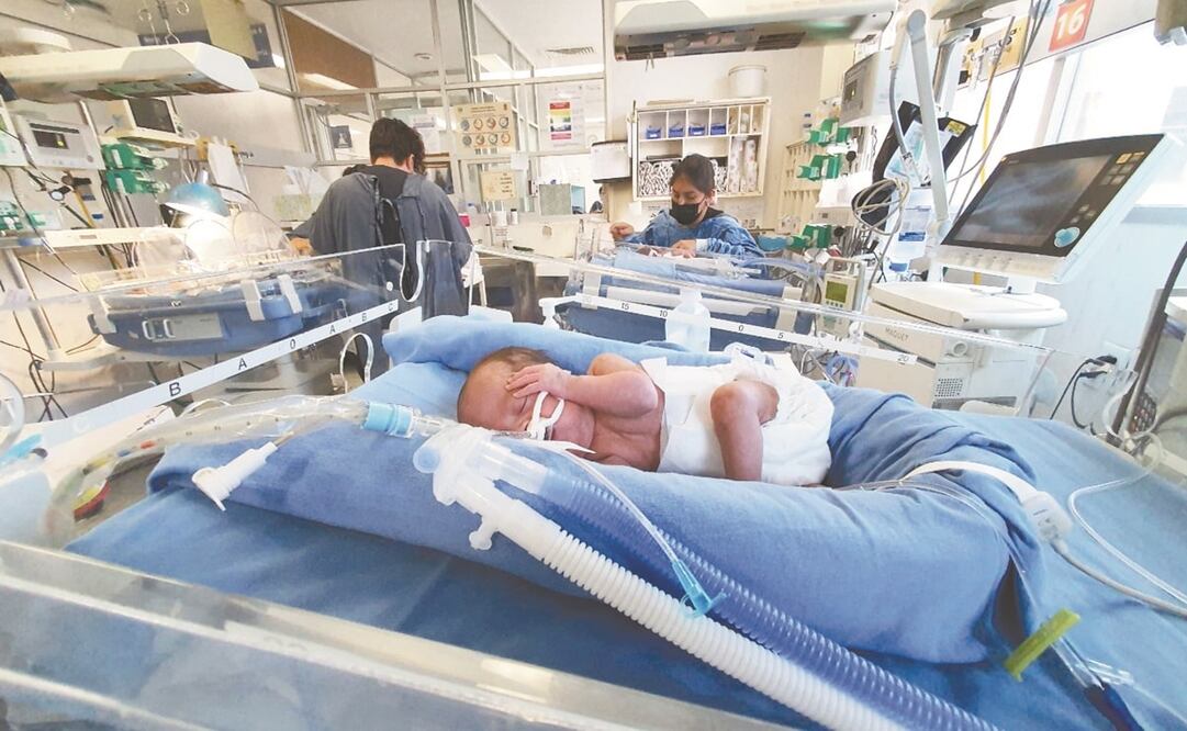 Aunque las trillizas todavía están en la terapia intensiva del Hospital Juárez de México, las niñas ya tienen nombre: se llamarán Aitana, Kaori y Alisson, contó su madre. Foto: Especial