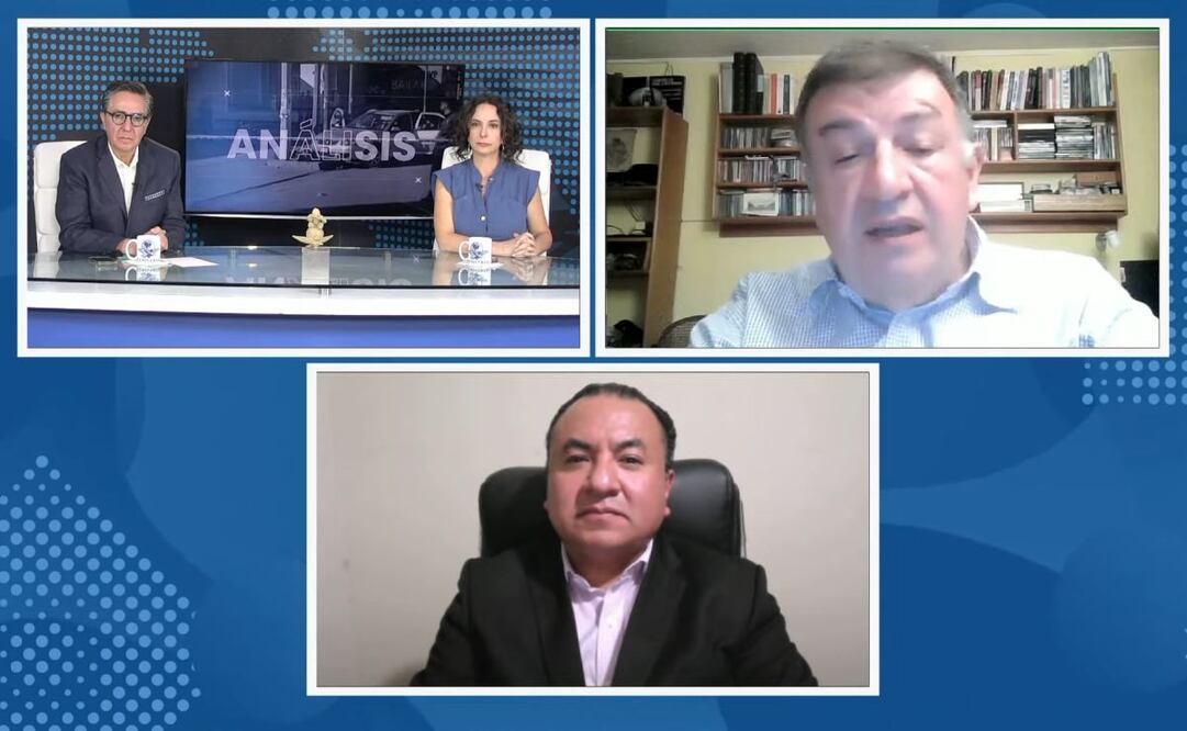 David Aponte y Maite Azuela dialogan con los especialistas David Saucedo y Raúl Benítez. Foto: Captura