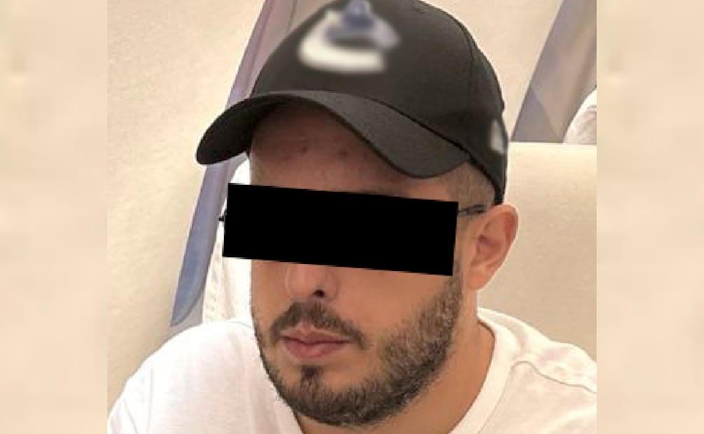 Detienen en Cancún a Denis Ivziku,  presunto operador logístico del grupo delictivo transnacional “Hell Angels Motorcycle Club” (15/05/2026). Foto: Especial
