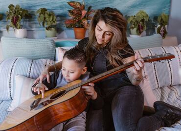 Estas son las mejores canciones para dedicar este Día de las Madres