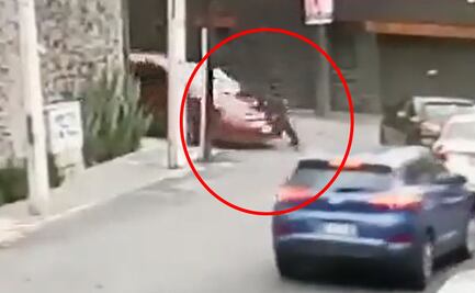 Video. Conductor atropella y dispara contra policía durante persecución en Tepepan 