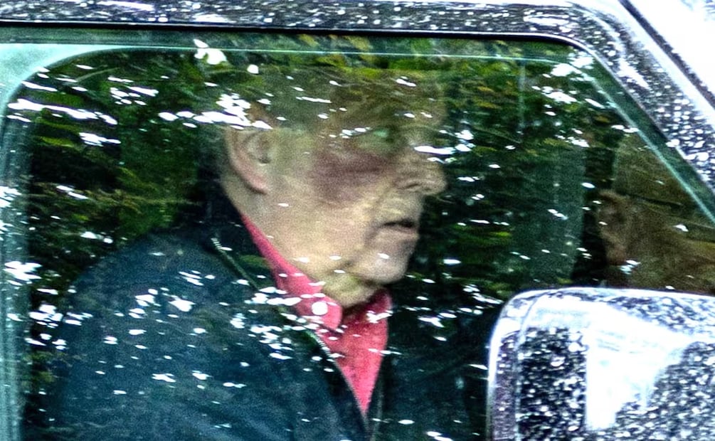 Andrew Mountbatten-Windsor, antes conocido como el príncipe Andrés de Inglaterra. Imagen: X / Vía @TMZ
