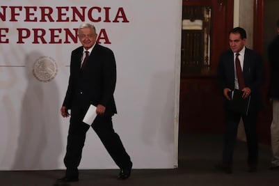 AMLO contempla presentar iniciativa para consulta sobre juicio a expresidentes