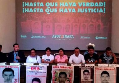 Padres de los 43 acusan protección política a Zerón