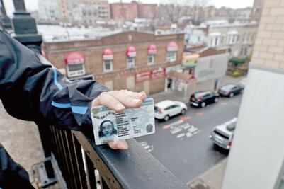 "Así compré mi 'green card' falsa"