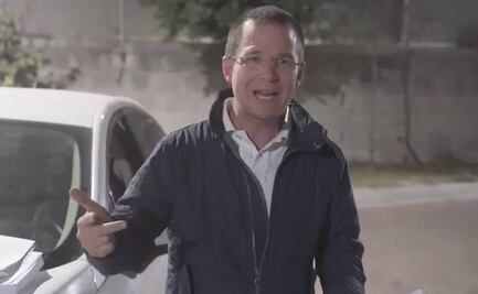 AMLO es como el compadre que se gasta la quincena en caguamas, critica Anaya