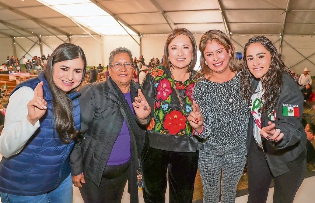 Xóchitl Gálvez, precandidata de la coalición Fuerza y Corazón por México, afirmó que representa el cambio de rumbo para corregir lo que este gobierno ha hecho mal. Foto: Especial