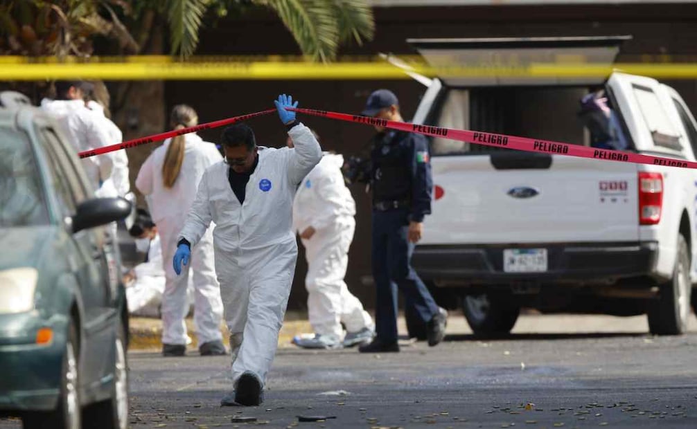 Elementos de seguridad acordonan la zona de los hechos. Foto: EFE